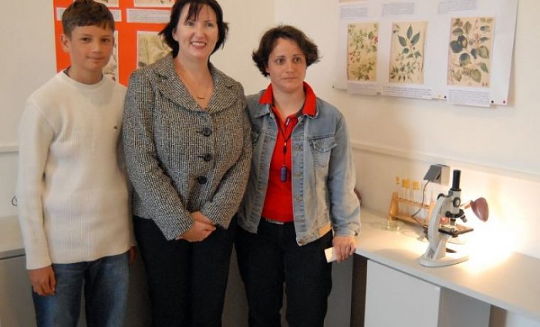 gracac_veleposlanica_06_1271138725.JPG Foto: Zadarski list