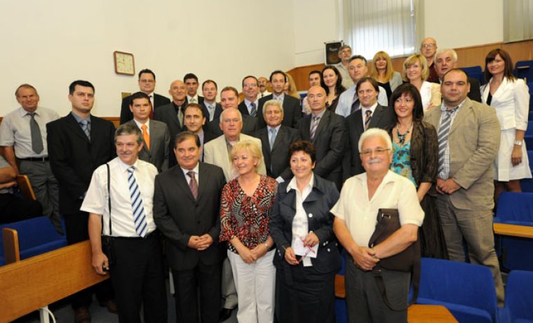 grad_1__1245148897.JPG