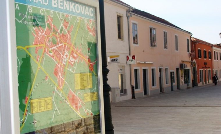 grad_benkovac_1298401145.JPG