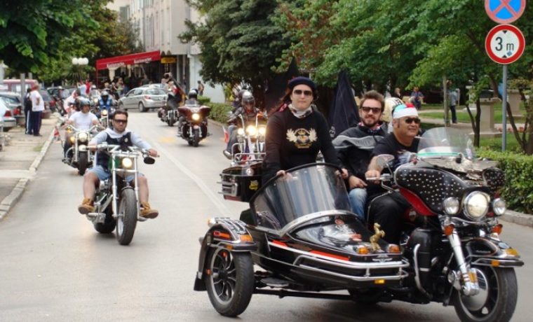 harley__poluotok_1306582455.JPG Foto: 057info