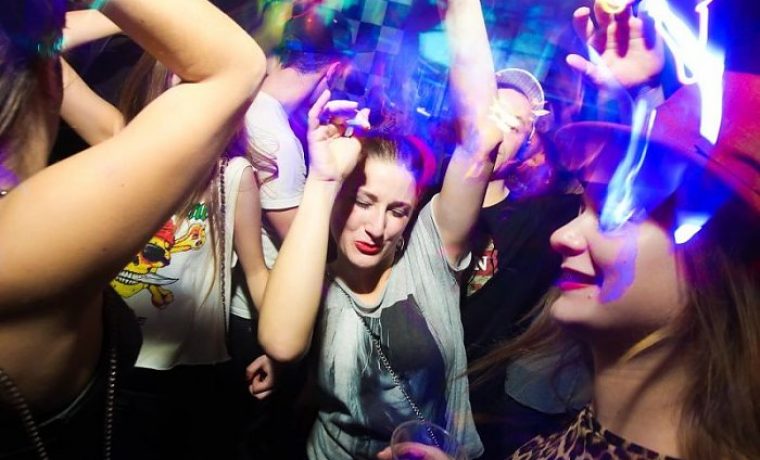 hideout_1361896747.jpg hideout_1361896747.jpg
