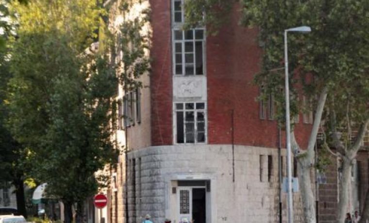 hsls_1279866172.jpg