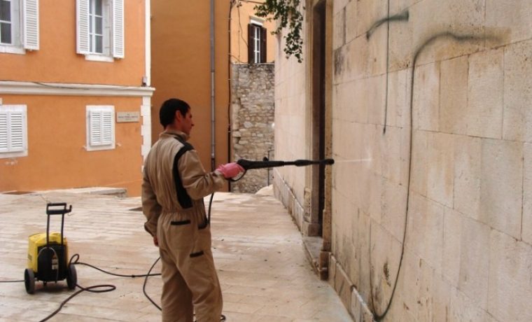 _i__enje__grafit_1259745794.JPG _i__enje__grafit_1259745794.JPG