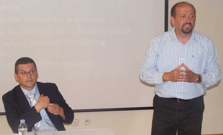 ikic__lovricevic_1248348080.jpg ikic__lovricevic_1248348080.jpg
