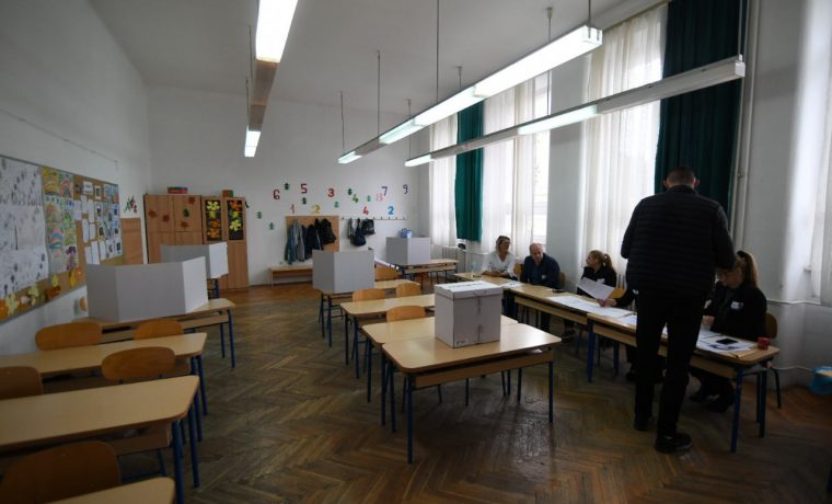 izbori__glasanje_1558865007.jpg Foto: 057info(M.Dimić)