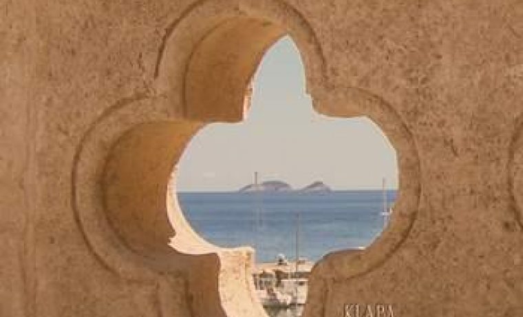kameni_grad_1211893703.jpg