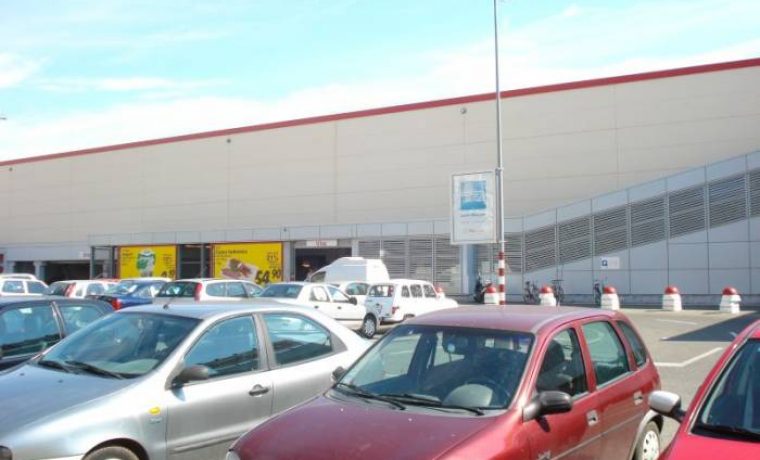 kauf_parking_1218272408.jpg Foto: Arhiva