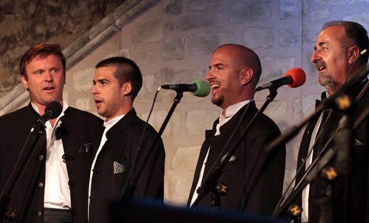klapa_kadena_1343028191.jpg klapa_kadena_1343028191.jpg