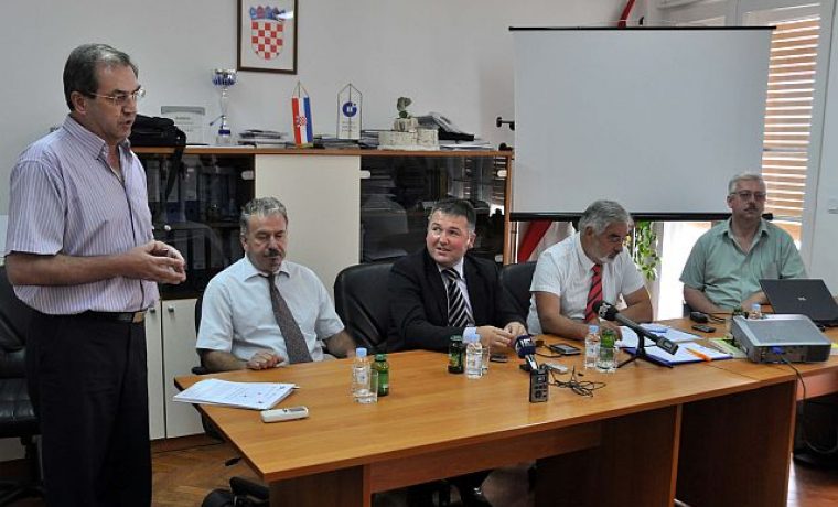 kne_evi___obrtnici_1311055105.jpg