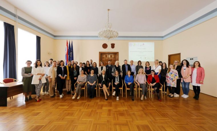 konferencija_01_1556540483.jpg Foto: Filip Brala