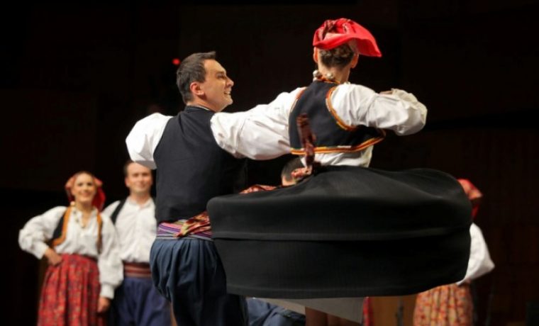 lado__folklor_1343036783.jpg
