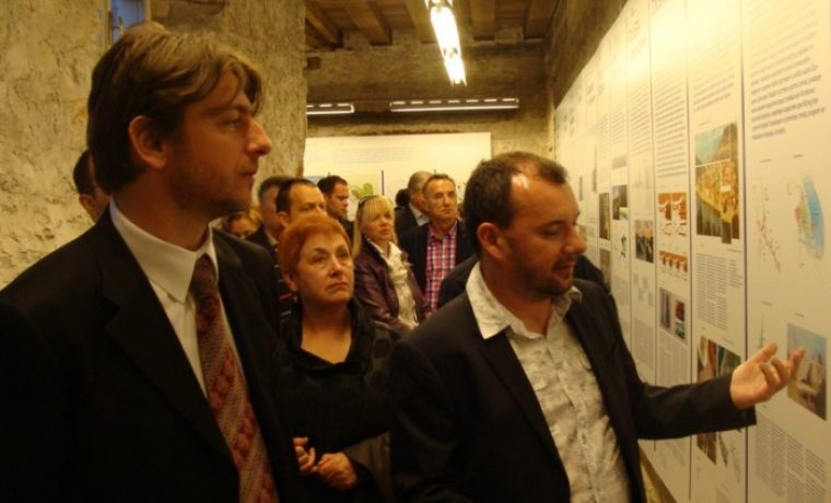 lorencini_1366358722.JPG