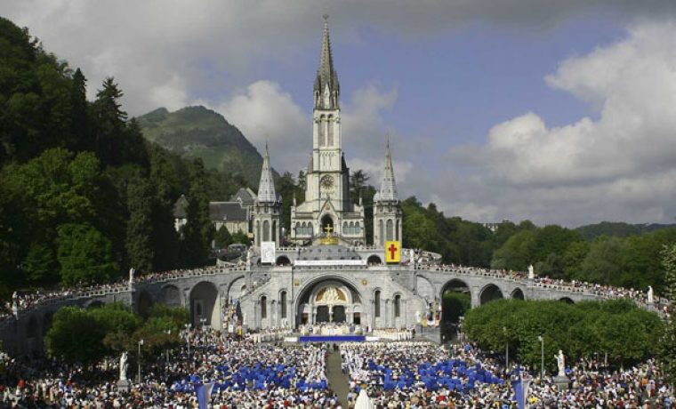 lourdes_1221825645.jpg Foto: www.peacehavenchurch.org.uk
