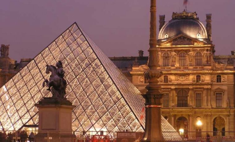louvre_1200321479.jpg
