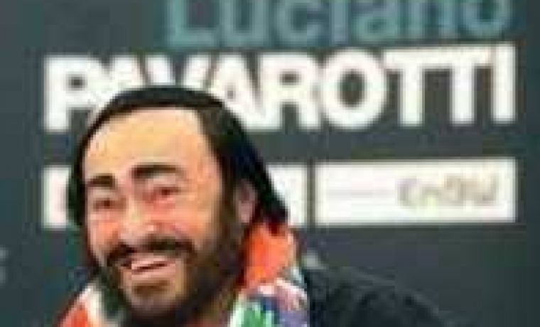 luciano_pavarotti2_1186656787.jpg