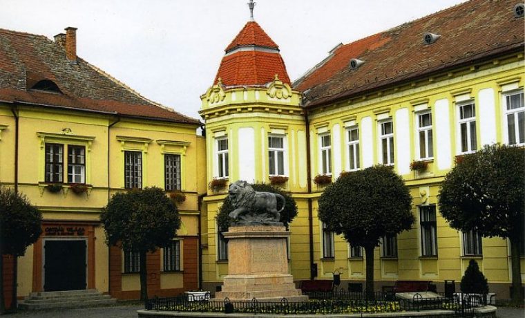 ma_arska_1313734942.jpg