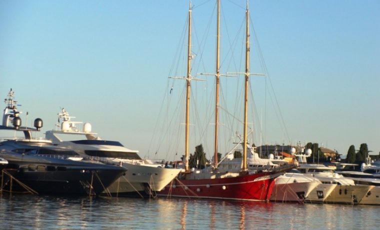 marina__jahte_1286701822.JPG