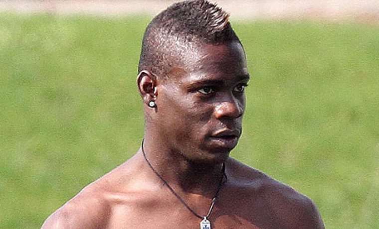 mario_balotelli_07_1340920018.jpg