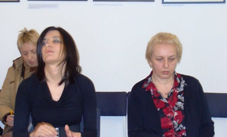 marta__anita_prtori__1267440756.JPG
