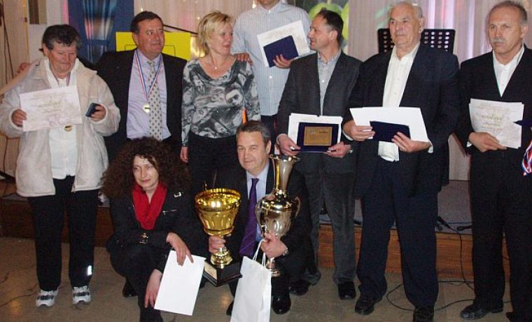 maslinari_1298875696.JPG maslinari_1298875696.JPG
