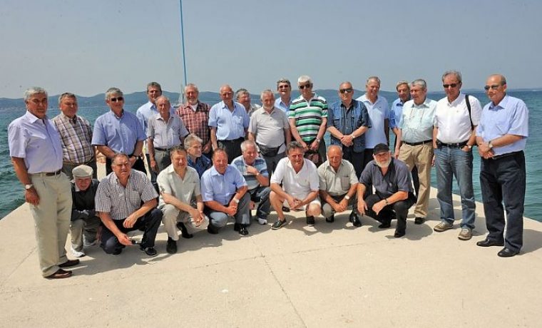 maturanti45_120610_3_1276495066.JPG