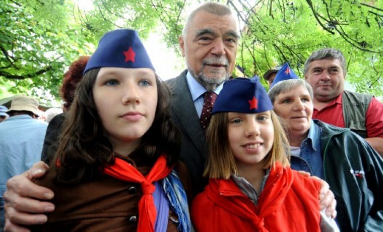 mesi___pioniri_1306603613.jpg
