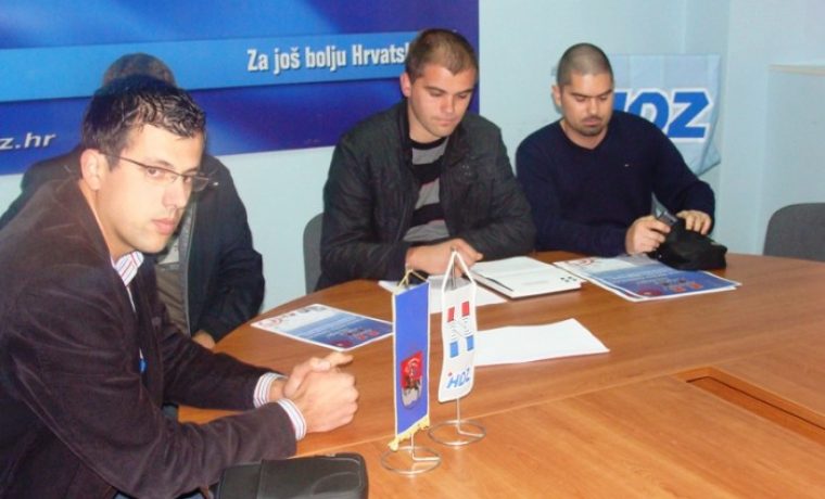 mlade___hdz_1289840913.JPG