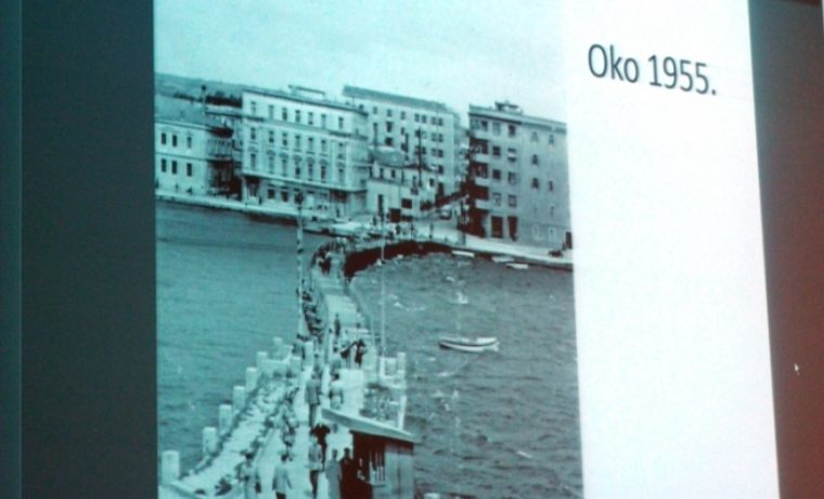most, bačve.JPG