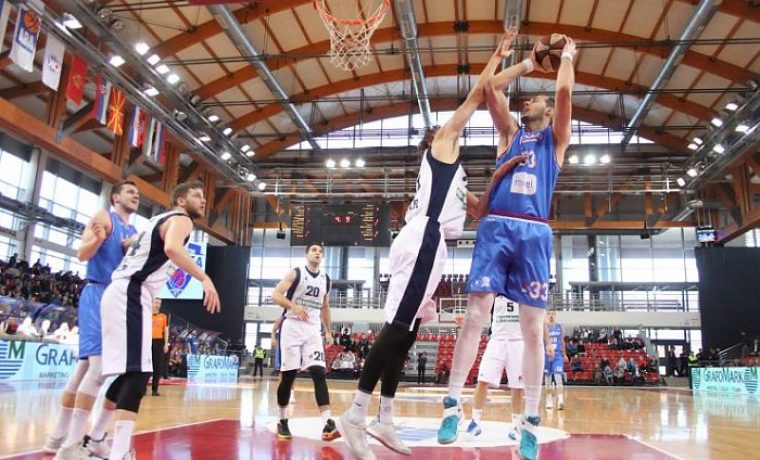 Foto: Igokea/Nenad Vuruna)