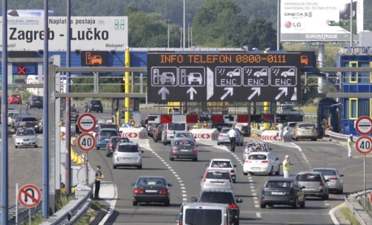 np_lucko2_070712nenaddugicropix_1341699133.jpg