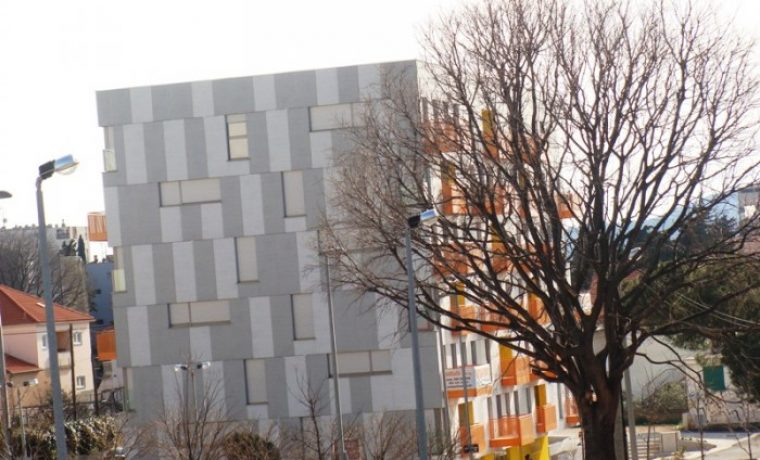 padela__zgrada_1365439134.JPG