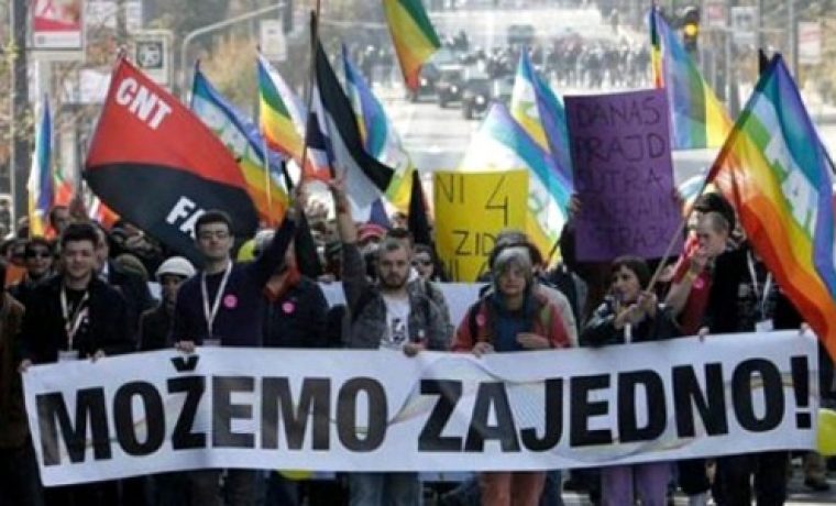 paradaponosabeograd_f0290adb86_1349285471.jpg