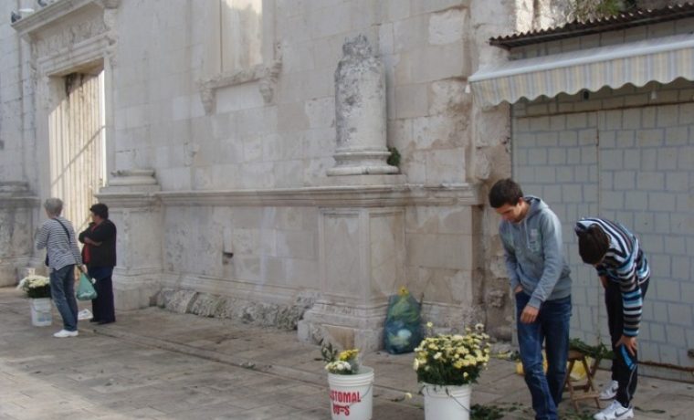 pijaca__cvije_e_1383305852.JPG Foto: 057 info