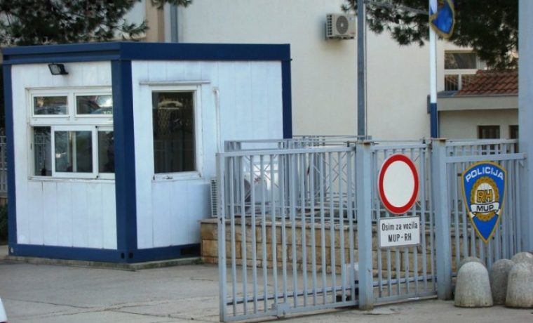 policija_2_1231164817.JPG Foto: Luka Bujas