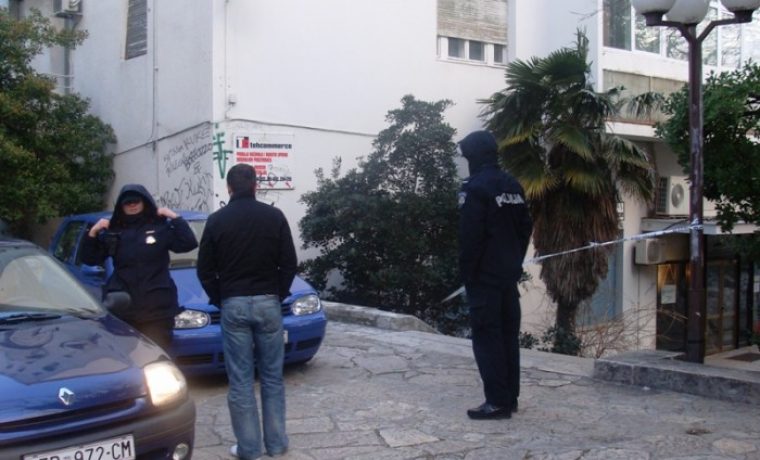 policija__maya_1265957279.JPG