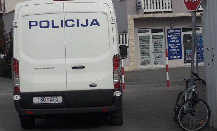 policija__stop_1540717624.jpg Foto: 057info Arhiva Ilustracija