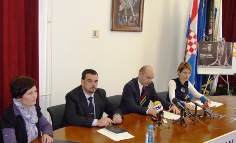 policijska_uprava_1303376370.JPG policijska_uprava_1303376370.JPG