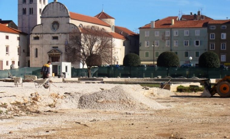 poljana__ploter_1267355321.JPG