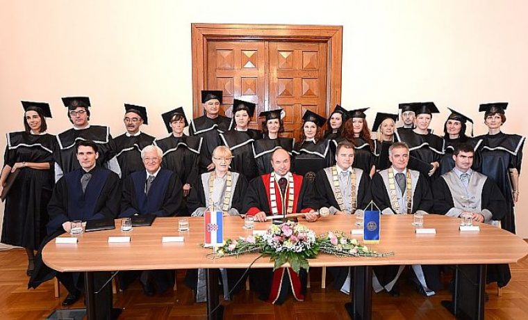 promocija_doktori_021012_01_1349246379.JPG promocija_doktori_021012_01_1349246379.JPG