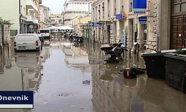 pula__poplava_1377695653.jpg