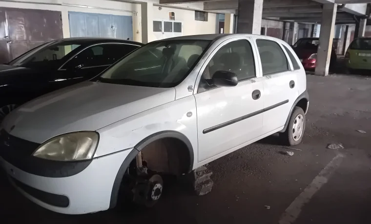 punto, bez kola punto, bez kola
