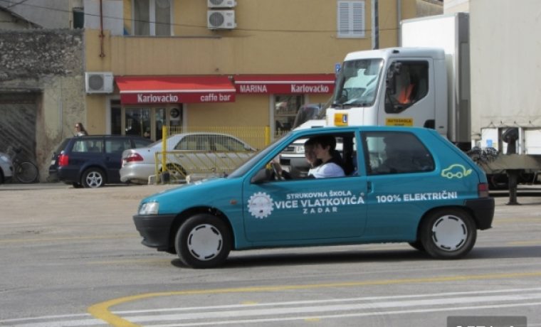 raspovi__php_1368166436.jpg Foto: 057info