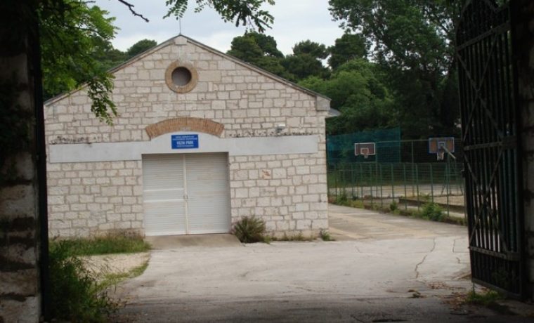 ravnice_ambulanta_1370173703.JPG