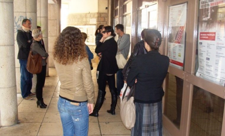 red__kazali_te_1320230590.JPG Foto: 057info