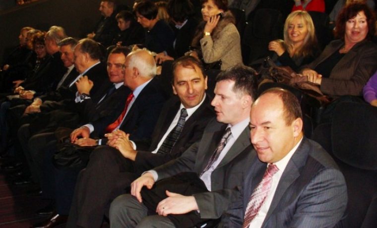 rektor__naki__1293019176.JPG