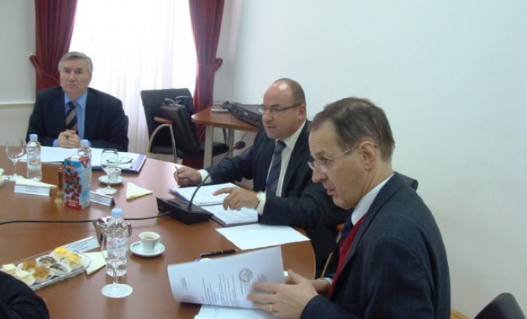 rektori__bjeli__1322650903.JPG