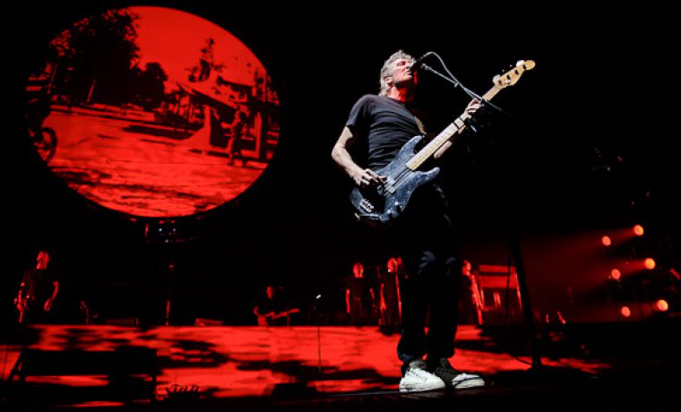 roger_waters_wall_front_live_2010_1352460585.jpg roger_waters_wall_front_live_2010_1352460585.jpg