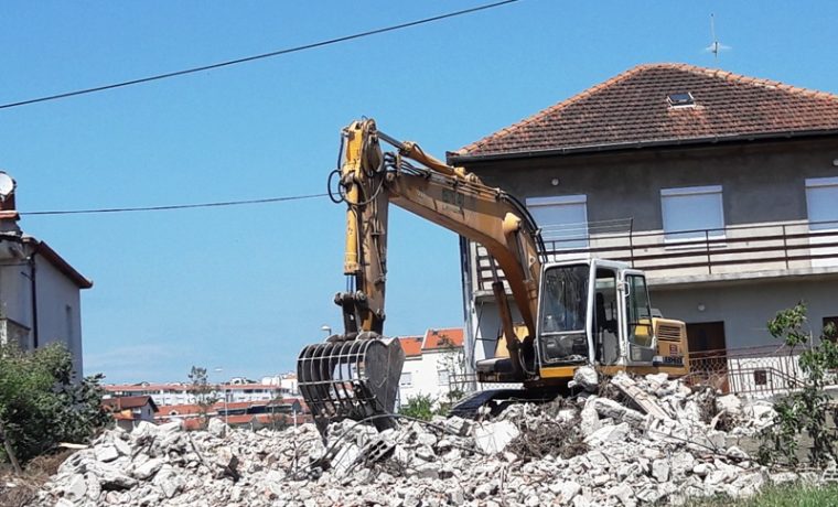 ru_enje__stanovi_1530691377.jpg Foto: 057info