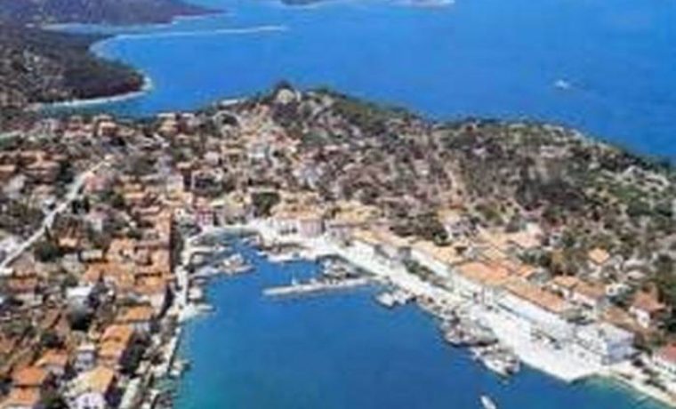 sali_1186902991.jpg sali_1186902991.jpg
