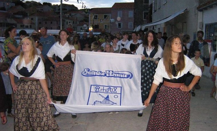 saljske_u_ance_1502438216.jpg Foto: 057info